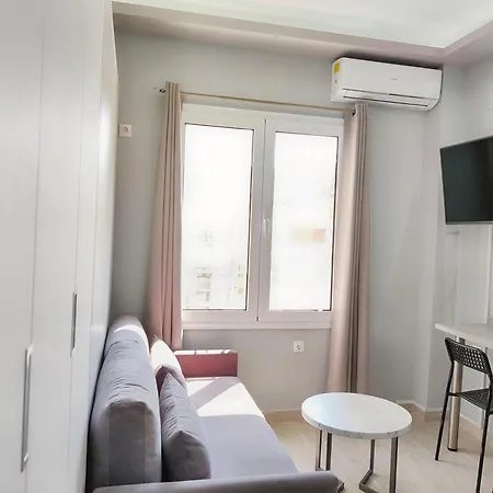 Pretty Petitie Fully Equipped City Center Studio Thessaloniki Exterior photo